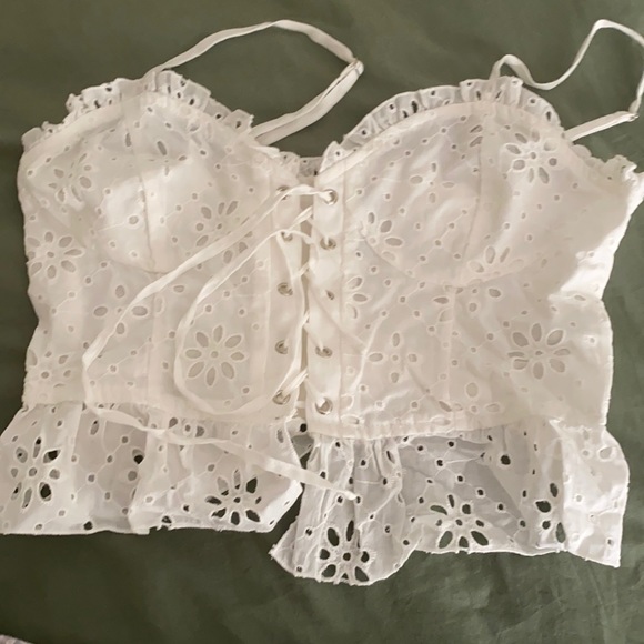 Crop top - Picture 1 of 3